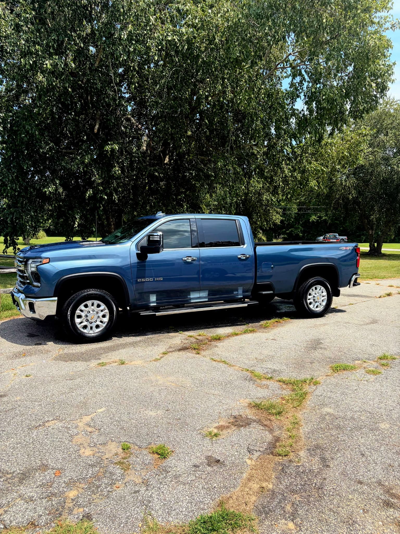 Blue Chevrolet Silverado after a Diptes exterior detail